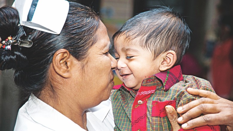 Emergency Measles Vaccination Campaign Begins in 30 High-Ris