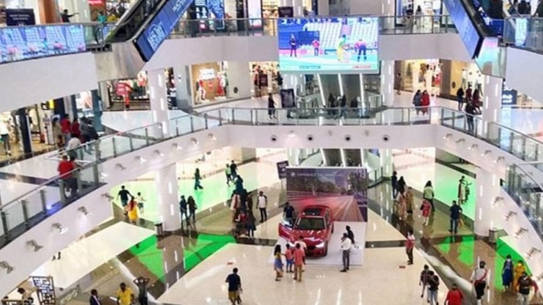 Reduced Evening Hours Halve Sales, Traders Demand Revised Sc