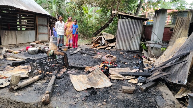 Lightning Strike Sparks Fire in Chitalmari, Poor Family Loses Everything Overnight