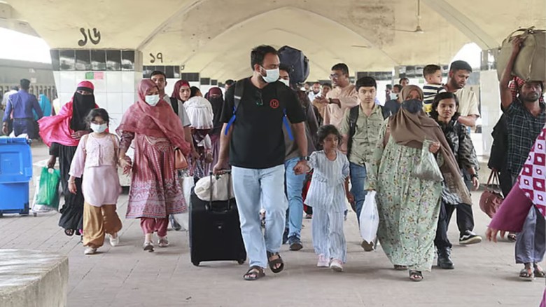 Country Returns to Work After Eid Holidays, Offices and Cour