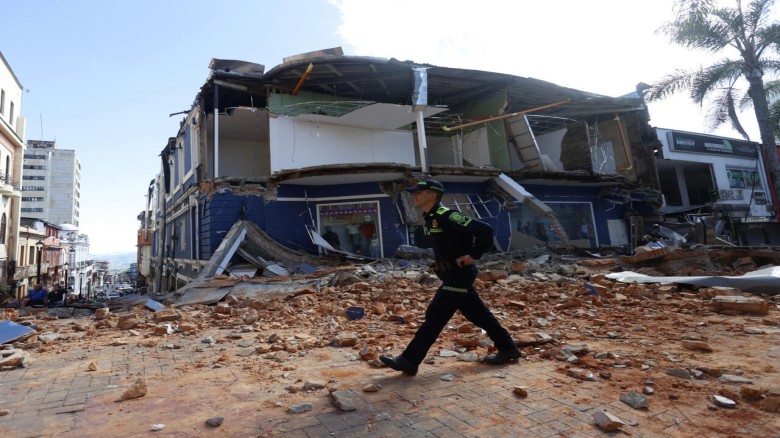 Powerful 7.4-Magnitude Earthquake Hits Colombia, Killing 111