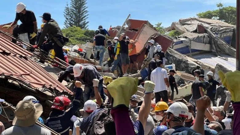 7.7-Magnitude Earthquake Strikes Indonesia, Tsunami Warning Withdrawn