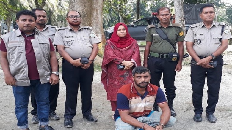 Detained with Yaba in Chitalmari; sentenced to 3 months in p