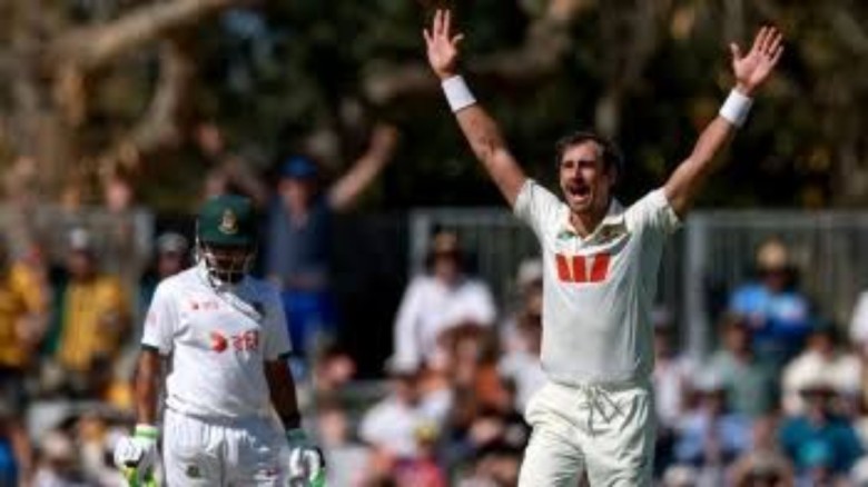 Bangladesh Collapse Under Starc's Barrage in Mackay Test