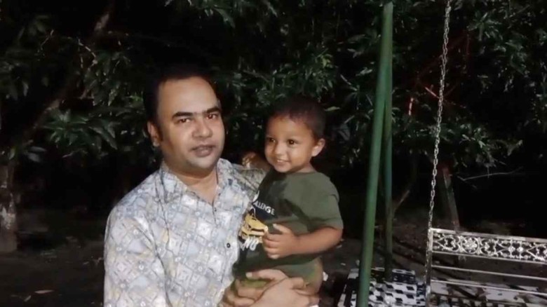 Mother Leaves Two-Year-Old Child by Roadside in Bagerhat, UN