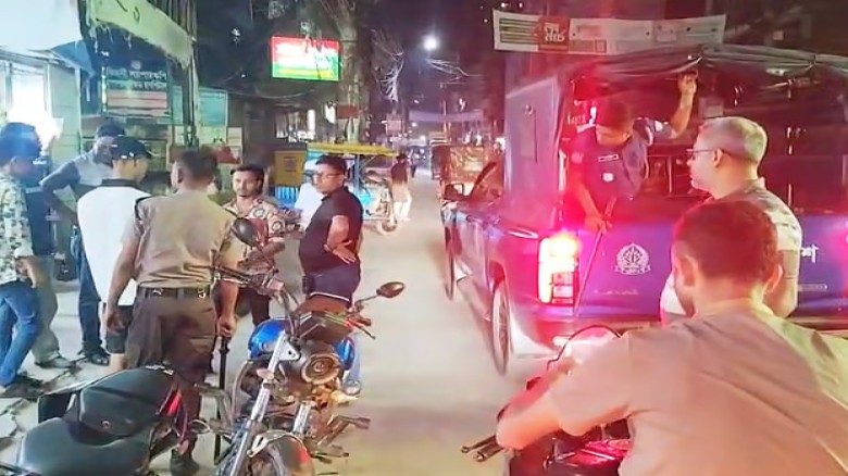 254 Detained in Anti-Juvenile Gang Drive in Cumilla, Police 